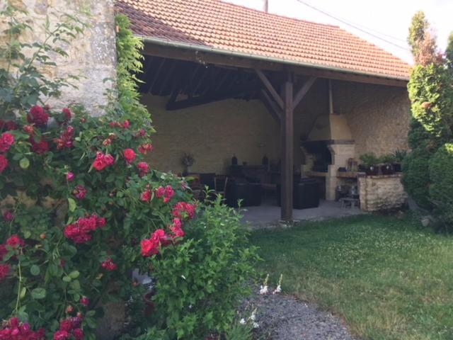 L Escale En Beauce Bed & Breakfast Maisons  Exterior foto