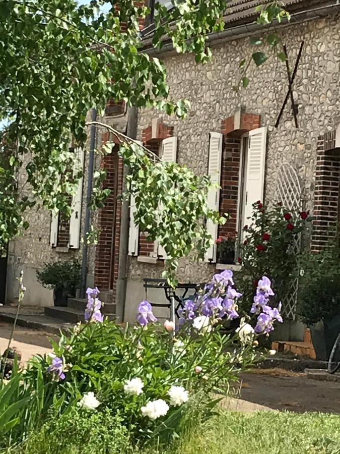 L Escale En Beauce Bed & Breakfast Maisons  Exterior foto